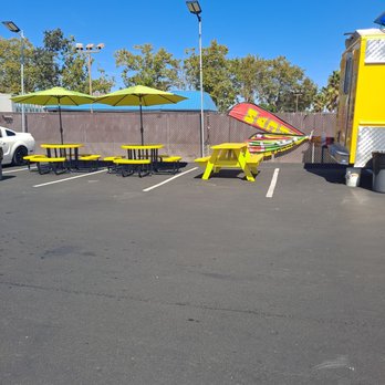 Los Magos Santa Rosa - Food Trucks Near Me - Santa Rosa, California
