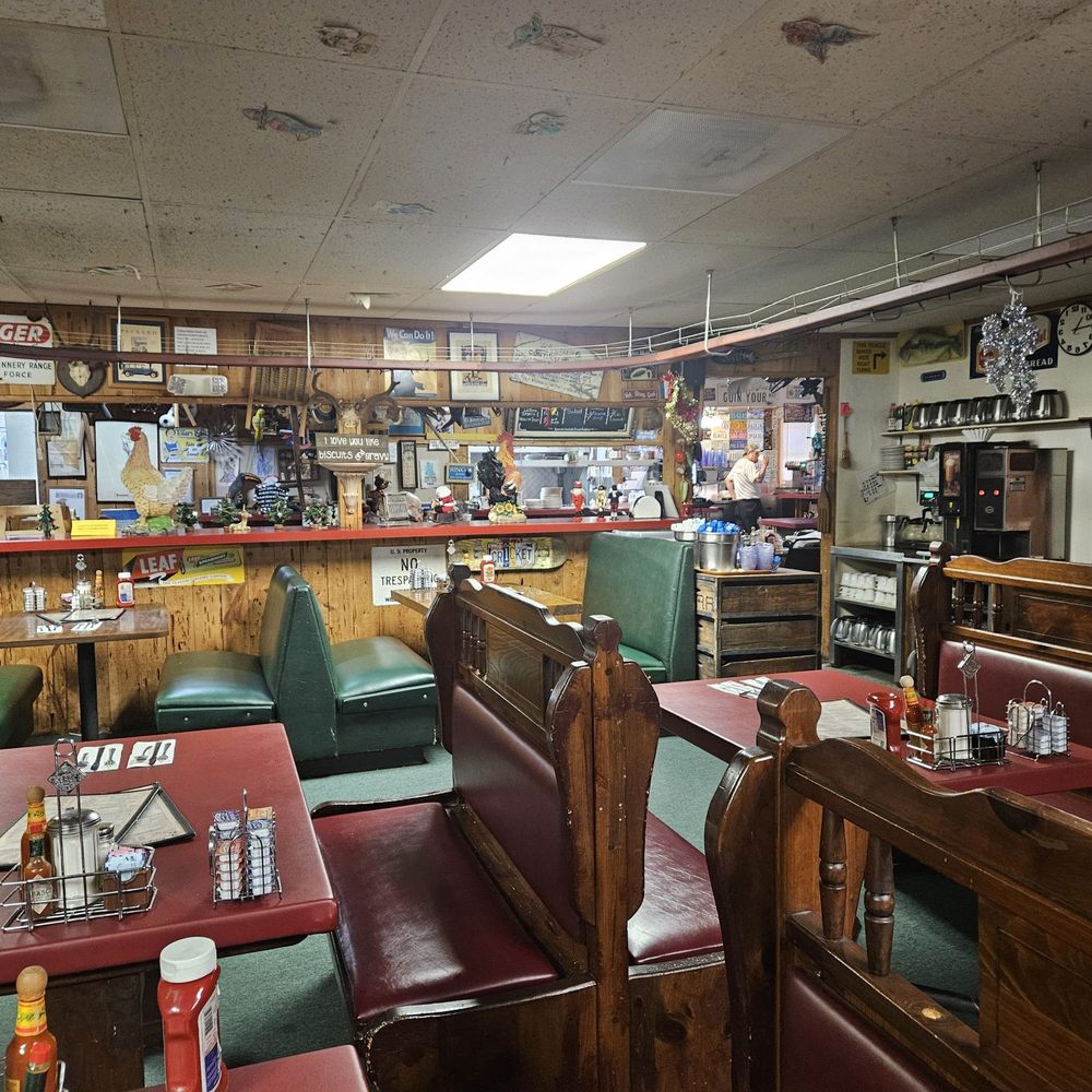 Cricket Country Kitchen - Breakfast & Brunch Near Me - Sacramento, California Cricket Country Kitchen - Breakfast & Brunch Near Me - Sacramento, California