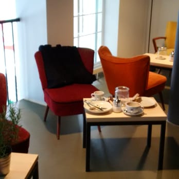 Heimisch - Obere Sitzecke mit gemütlichen Sesseln - Cafes Near Me - Cologne, NW Heimisch - Obere Sitzecke mit gemütlichen Sesseln - Cafes Near Me - Cologne, NW