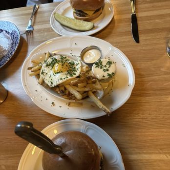 Au Cheval - A definite go-to when in Chicago - Bars Near Me - Chicago, Illinois