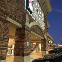 Spec's Wines, Spirits & Finer Foods - Do not come here . The manger here do not know what they do .