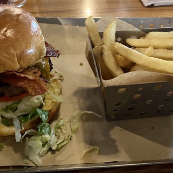 Chili's - Southern Smokehouse Burger* - American Near Me - Alcoa, Tennessee Chili's - Southern Smokehouse Burger* - American Near Me - Alcoa, Tennessee