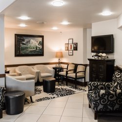 Yelm Dental - Comfortable lobby