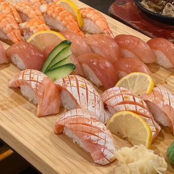 Tentatsu - Fresh nigiri - Japanese Near Me - Vancouver, British Columbia