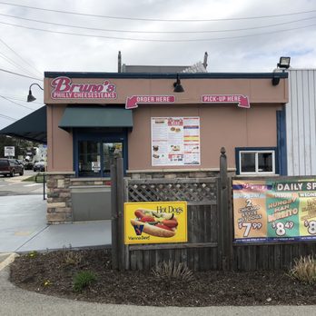 Bruno's Cheesesteaks - The outside of the restaurant looks small nice and big inside - Cheesesteaks Near Me - North Aurora, Illinois Bruno's Cheesesteaks - The outside of the restaurant looks small nice and big inside - Cheesesteaks Near Me - North Aurora, Illinois