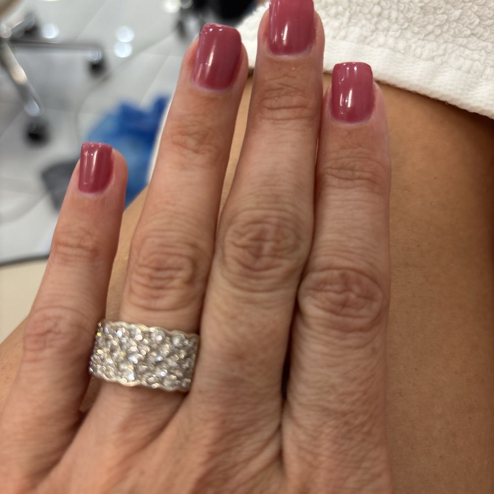 Gel nails