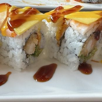 Fuki Ramen And Sushi - Fantasy Roll (side view) - Ramen Near Me - Philadelphia, Pennsylvania Fuki Ramen And Sushi - Fantasy Roll (side view) - Ramen Near Me - Philadelphia, Pennsylvania