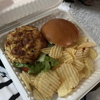 Windsor Inn Crab House - Jumbo Lump Crab Cake Sandwich - Seafood Near Me - Baltimore, Maryland Windsor Inn Crab House - Jumbo Lump Crab Cake Sandwich - Seafood Near Me - Baltimore, Maryland