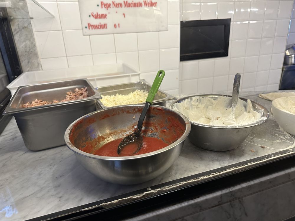 ZIA ESTERINA SORBILLO PIZZA FRITTA Updated April 2024 Via dei