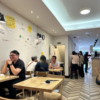 Lala Spicy Lab - Chinese Near Me - Toronto, Ontario