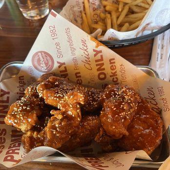 Pelicana Chicken - Signature Sauce boneless - Chicken Wings Near Me - San Diego, California Pelicana Chicken - Signature Sauce boneless - Chicken Wings Near Me - San Diego, California
