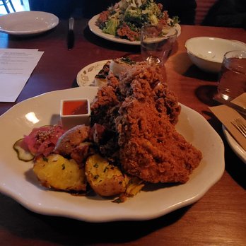 Union Saloon - Fried Chicken - Cocktail Bars Near Me - Seattle, Washington