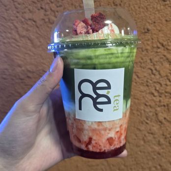 Ceré Tea - Strawberry Matcha Einspenner - Bubble Tea Near Me - Milpitas, California Ceré Tea - Strawberry Matcha Einspenner - Bubble Tea Near Me - Milpitas, California