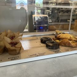 Shooke Coffee Roasters - Fresh pastries