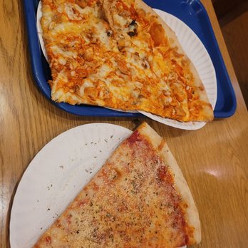 Roma Pizza - Slice of plain. Two Buffalo chicken - Pizza Near Me - Pottsville, Pennsylvania Roma Pizza - Slice of plain. Two Buffalo chicken - Pizza Near Me - Pottsville, Pennsylvania
