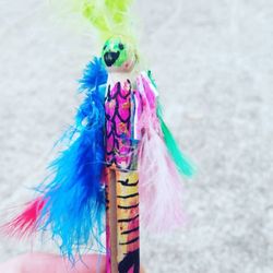 Mess Maker Studios - Parrot puppet