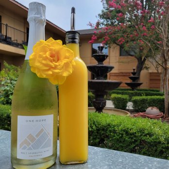 South Yard - Bottomless mimosa - Barbeque Near Me - Napa, California South Yard - Bottomless mimosa - Barbeque Near Me - Napa, California