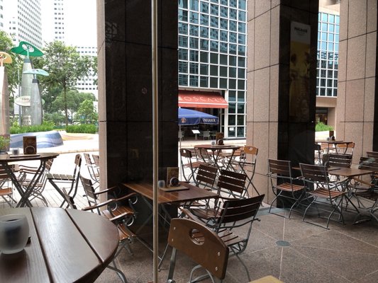 Paulaner Bräuhaus Singapore by null