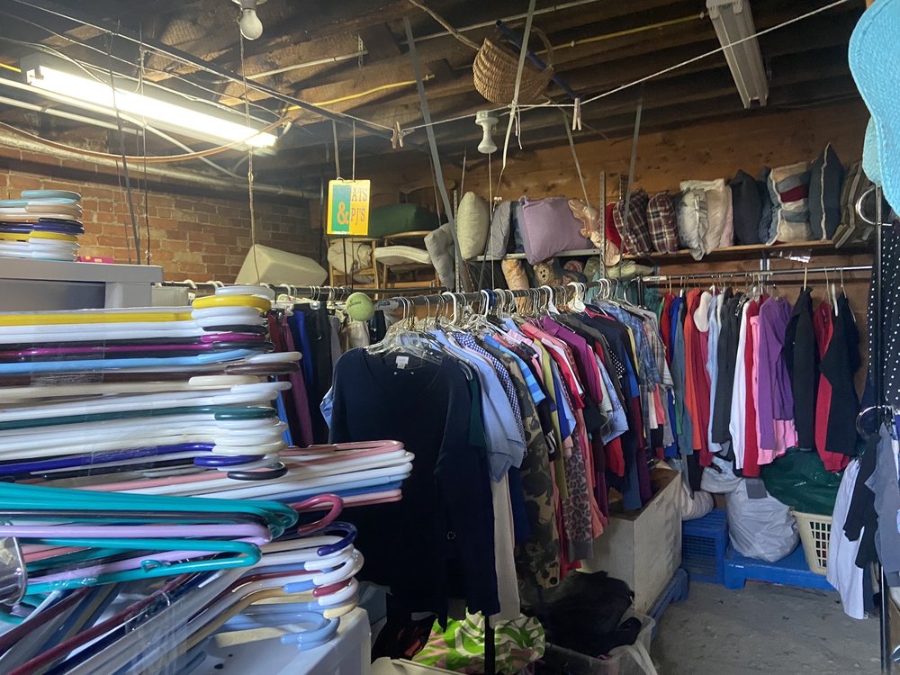 WARNER THRIFT STORE Updated September 2024 234 Chelsea St, South