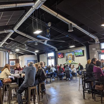 Icebox Brewing Company - Spacious interior - Breweries Near Me - Las Cruces, New Mexico Icebox Brewing Company - Spacious interior - Breweries Near Me - Las Cruces, New Mexico