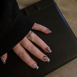 Michael Nails & Spa