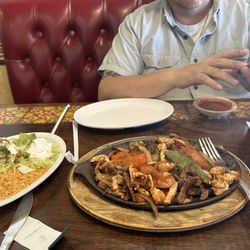 El Charro - steak and chicken fajitas for one