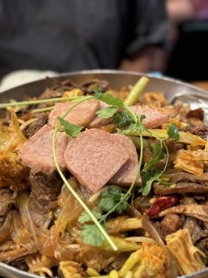 Tasty Dining by null