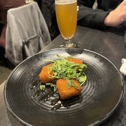 Archibald Microbrasserie - Fondue appetizer