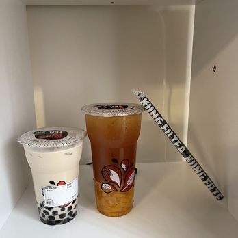 Kung Fu Tea - Thai Milk Tea with boba (left) and Lychee Punch with Mango Jelly (right) - Bubble Tea Near Me - Huntsville, Alabama