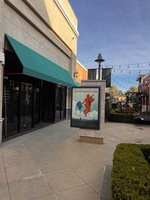 Promenade Temecula by null