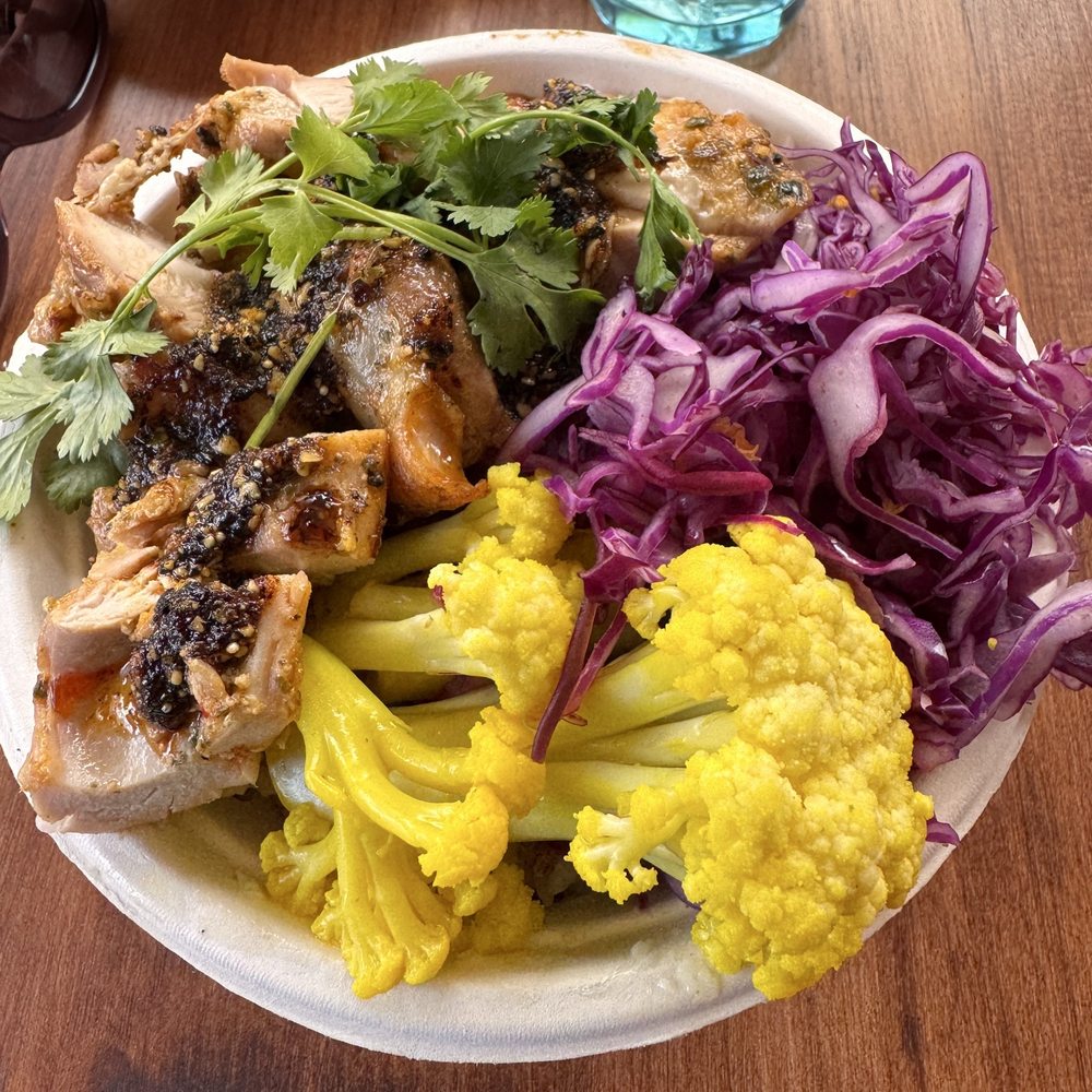 Seedy - Chicken with crunchy salsa, amazing pickled cauliflower, and shredded cabbage - Coffee & Tea Near Me - Los Angeles, California Seedy - Chicken with crunchy salsa, amazing pickled cauliflower, and shredded cabbage - Coffee & Tea Near Me - Los Angeles, California