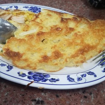 Van's Restaurant - Banh xeo - Vietnamese Near Me - Garden Grove, California