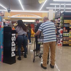 Vons - Entire town of Fillmore in this store.