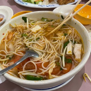 D'Vegan - Bun Rieu vegan and lemon chicken vegan style - Vietnamese Near Me - Dallas, Texas