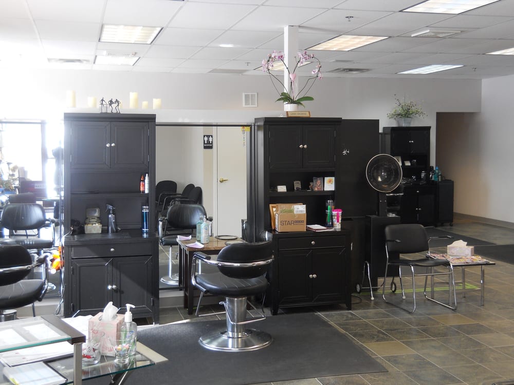 Le Panache Salon Logo