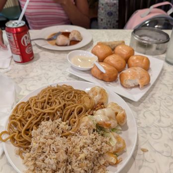 Tea Cup Cafe - Walnut shrimp lunch meal. - Dim Sum Near Me - Sacramento, California Tea Cup Cafe - Walnut shrimp lunch meal. - Dim Sum Near Me - Sacramento, California