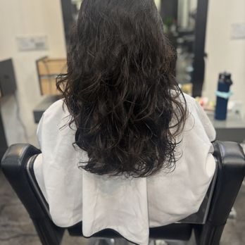 Salon Bona - Digital perm by Myoung Lee. He's amazing! Highly recommend! - Hair Salons Near Me - Fullerton, California