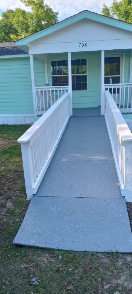 Slide of Hardwick Remodeling and Home House Cleaning Crew