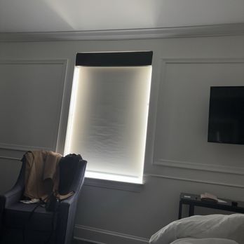Phoenix Park Hotel - Lots of light still leaking out those sides. - Hotels Near Me - Washington, DC, District of Columbia