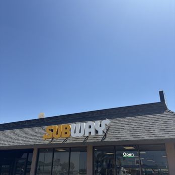 Subway - Front - Sandwiches Near Me - Buttonwillow, California