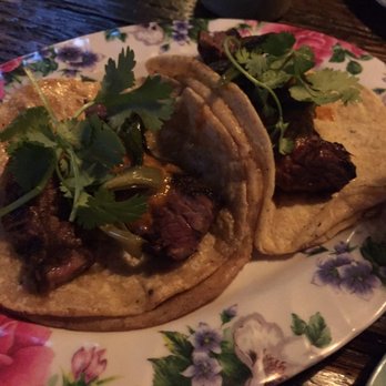 Broken English Taco Pub - The Loop - Carne asada tacos - Mexican Near Me - Chicago, Illinois