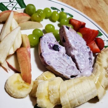 Big Blue Bagel & Deli - Fruit on a Plate with Blueberry bagel & Blueberry cream cheese - Sandwiches Near Me - Auburn, Alabama Big Blue Bagel & Deli - Fruit on a Plate with Blueberry bagel & Blueberry cream cheese - Sandwiches Near Me - Auburn, Alabama