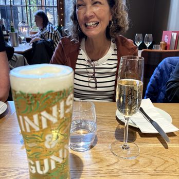 Whighams Wine Cellars - Innis & Gunn local brew - Wine Bars Near Me - Edinburgh, EDH Whighams Wine Cellars - Innis & Gunn local brew - Wine Bars Near Me - Edinburgh, EDH