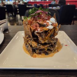 Guy Fieri's Flavortown Kitchen - Trash can nachos
