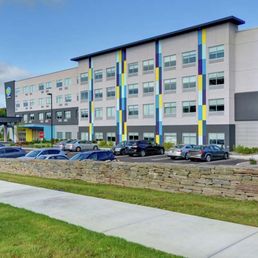 Exterior photo of Tru by Hilton Middletown - Middletown, New York Exterior photo of Tru by Hilton Middletown - Middletown, New York