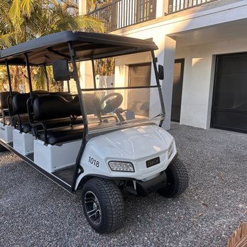 Can U Drive Golf Carts around in Lakewood Ranch: Rules & Tips