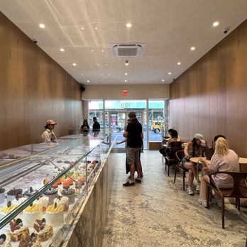 Salswee - Inside - Bakeries Near Me - New York, New York