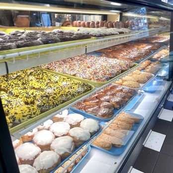 Bill's Donut Shop - Donuts Near Me - Centerville, Ohio