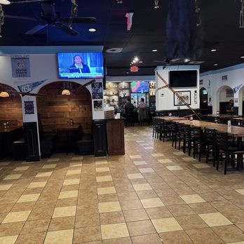 The Heel & Horn - Inside view - Pizza Near Me - Chapel Hill, North Carolina The Heel & Horn - Inside view - Pizza Near Me - Chapel Hill, North Carolina