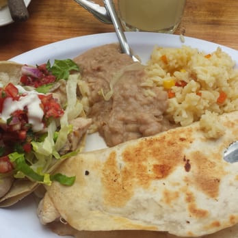 Aloha - Fish tacos and quesadilla! - Cocktail Bars Near Me - Sayulita, NAY